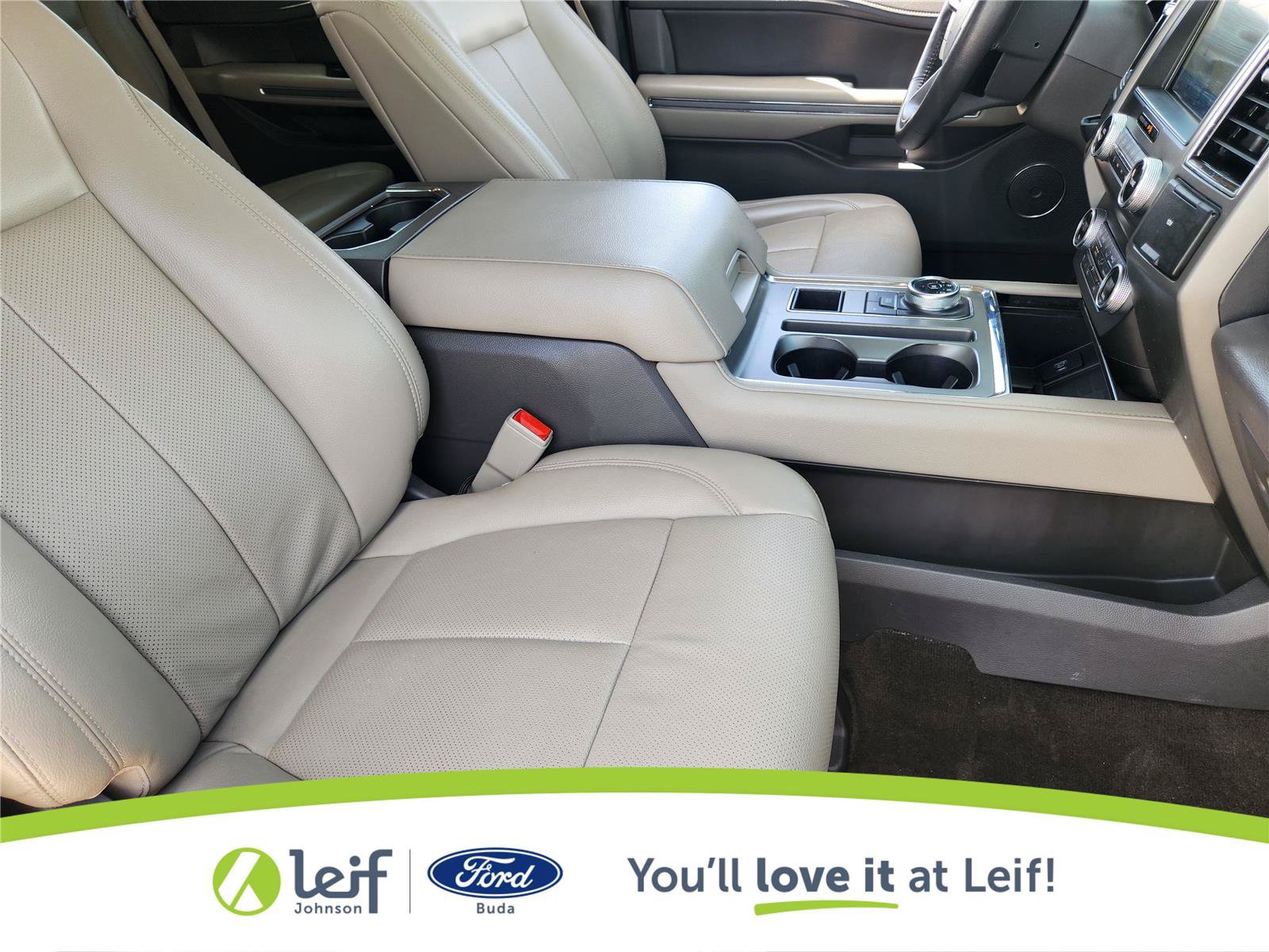 Used 2020 Ford Expedition XLT w/ Equipment Group 202A RWD image 11