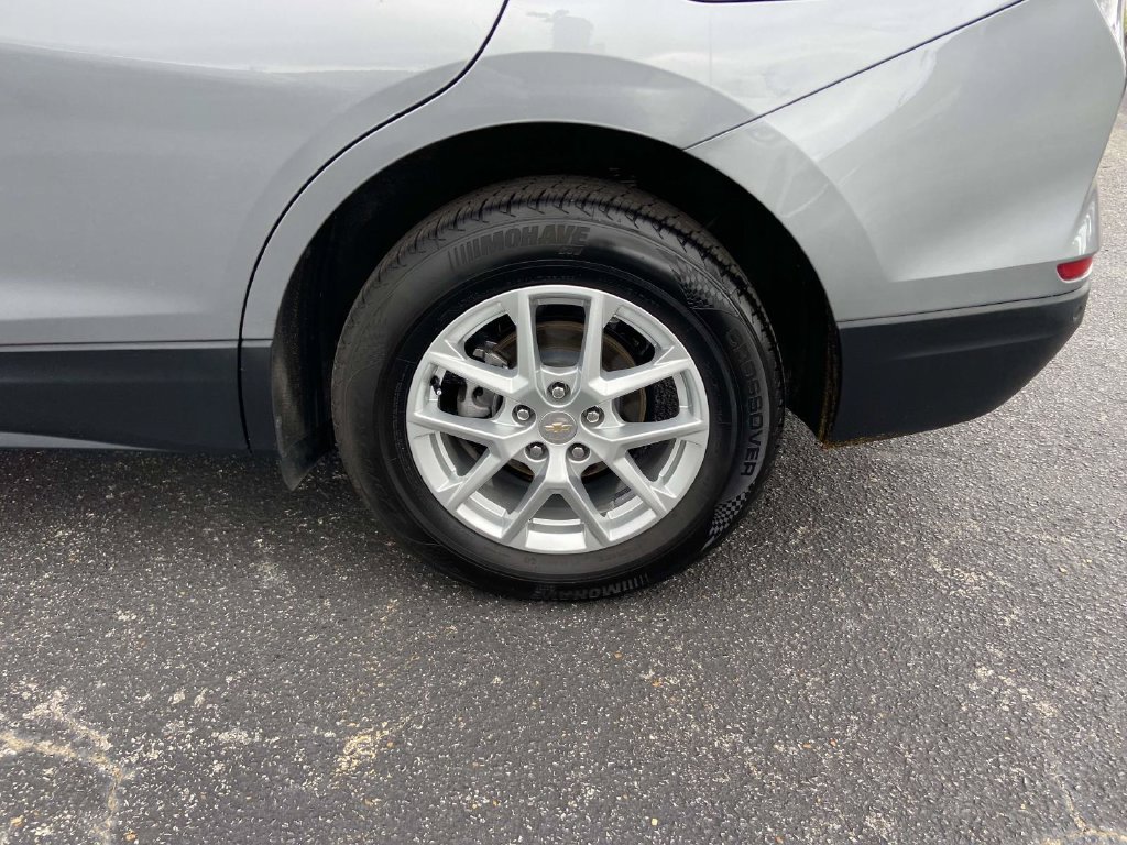 Used 2024 Chevrolet Equinox LT AWD/4WD image 7