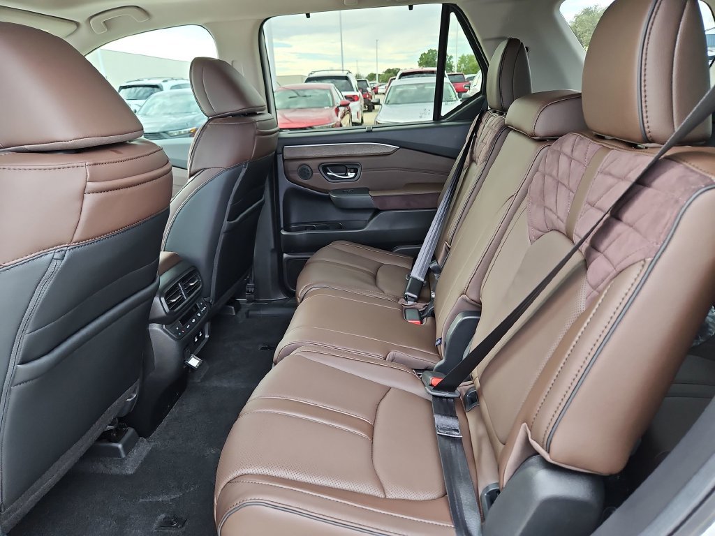 New 2026 Honda Pilot Elite image 15