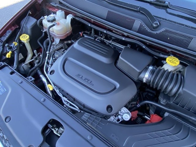 Used 2021 Chrysler Pacifica Touring-L w/ Premium & Safety Sphere Group image 11