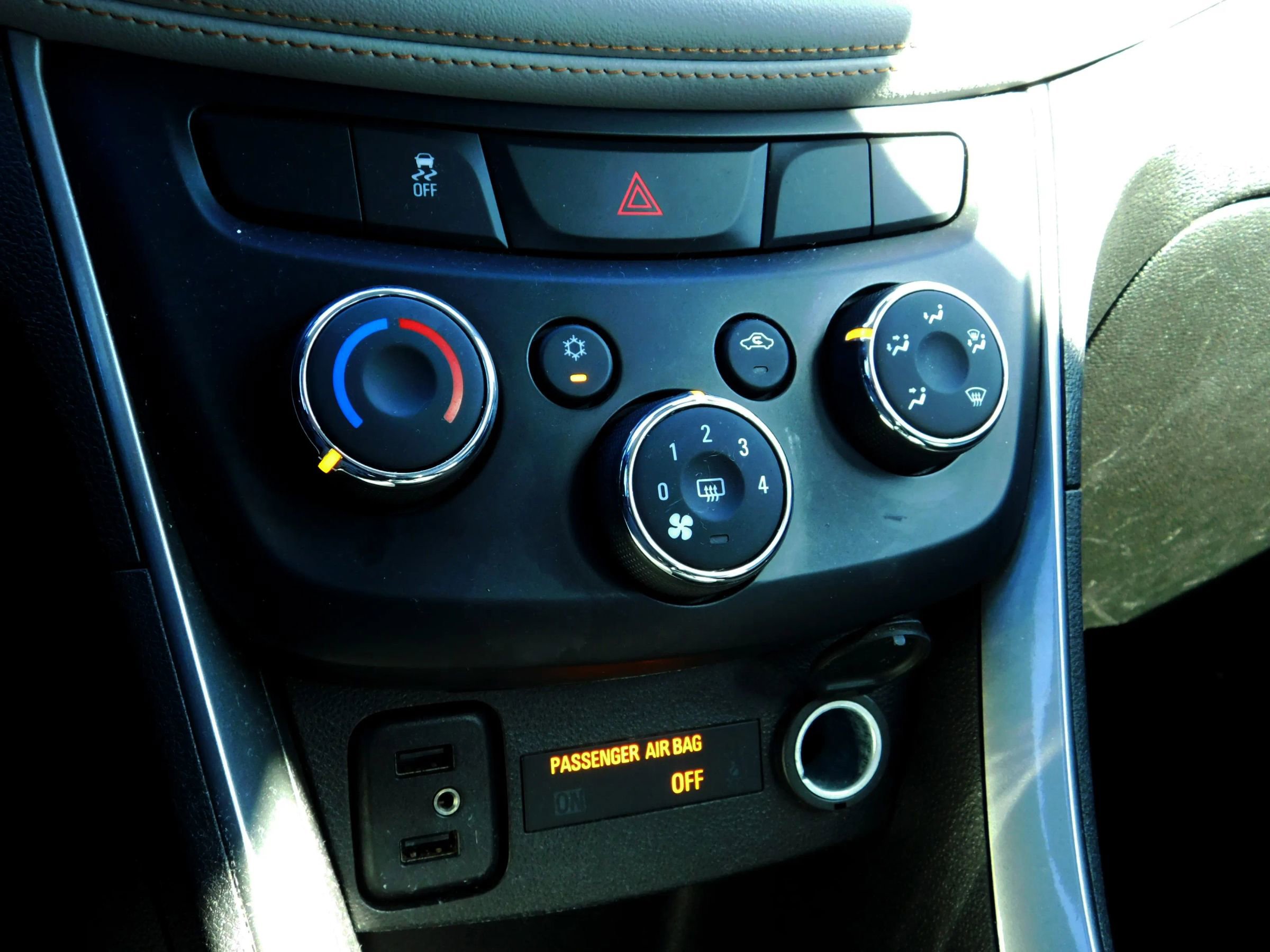 Used 2018 Chevrolet Trax LS image 16