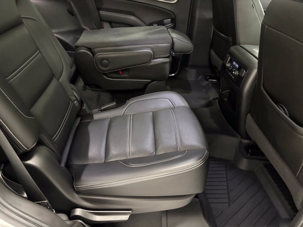 Used 2019 GMC Yukon Denali w/ Open Road Package AWD/4WD image 57
