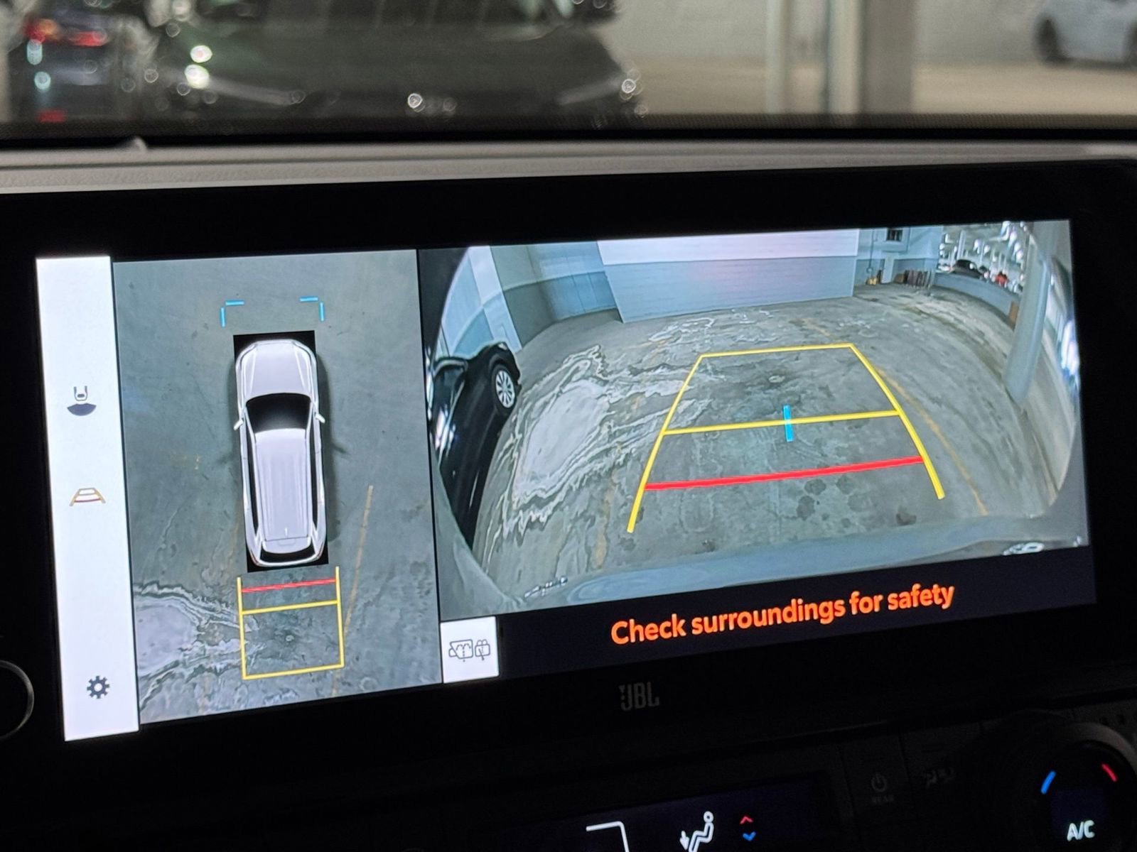 Used 2024 Toyota Grand Highlander Limited image 32