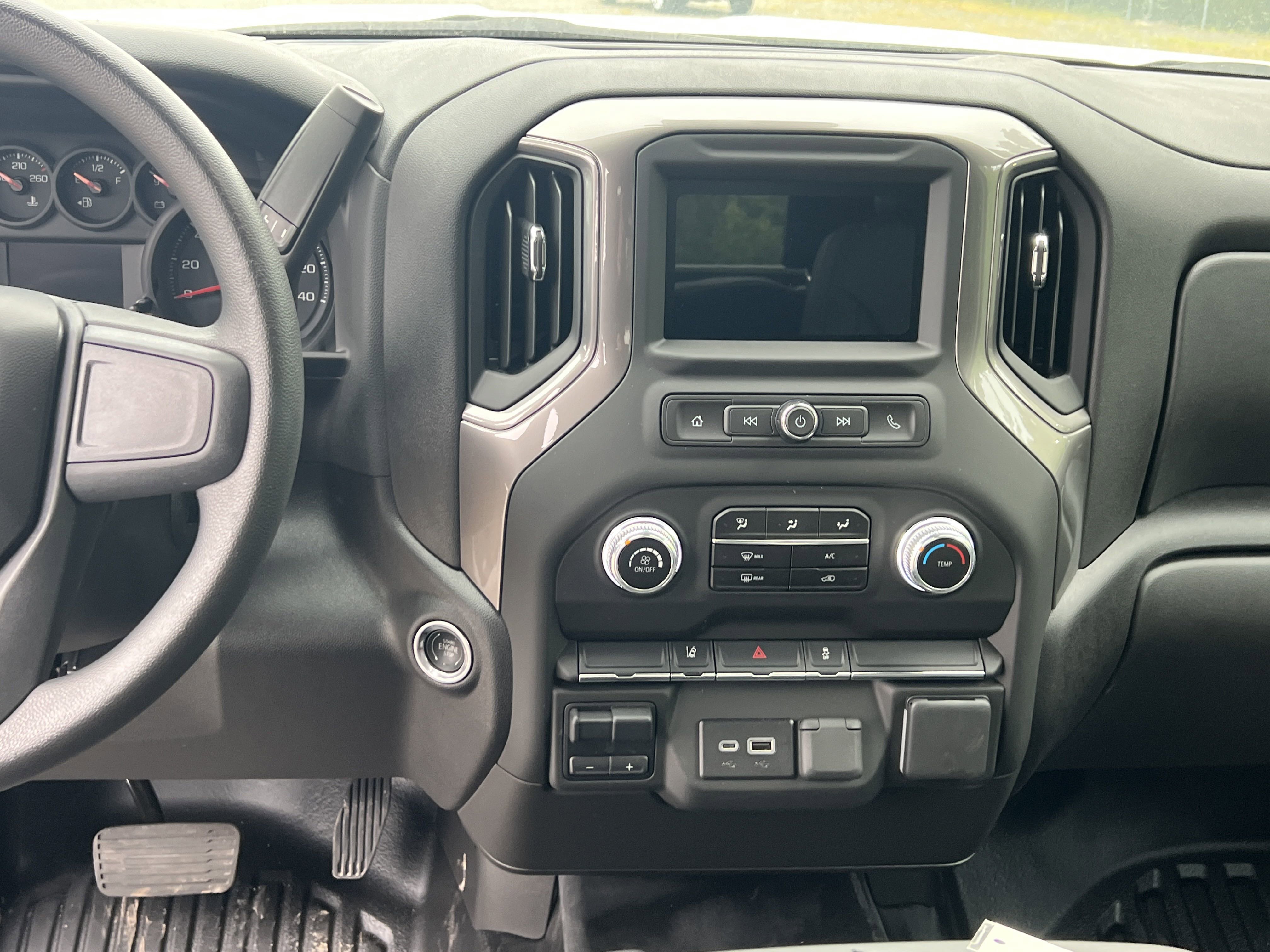 New 2025 GMC Sierra 3500 Pro w/ Convenience Package image 25