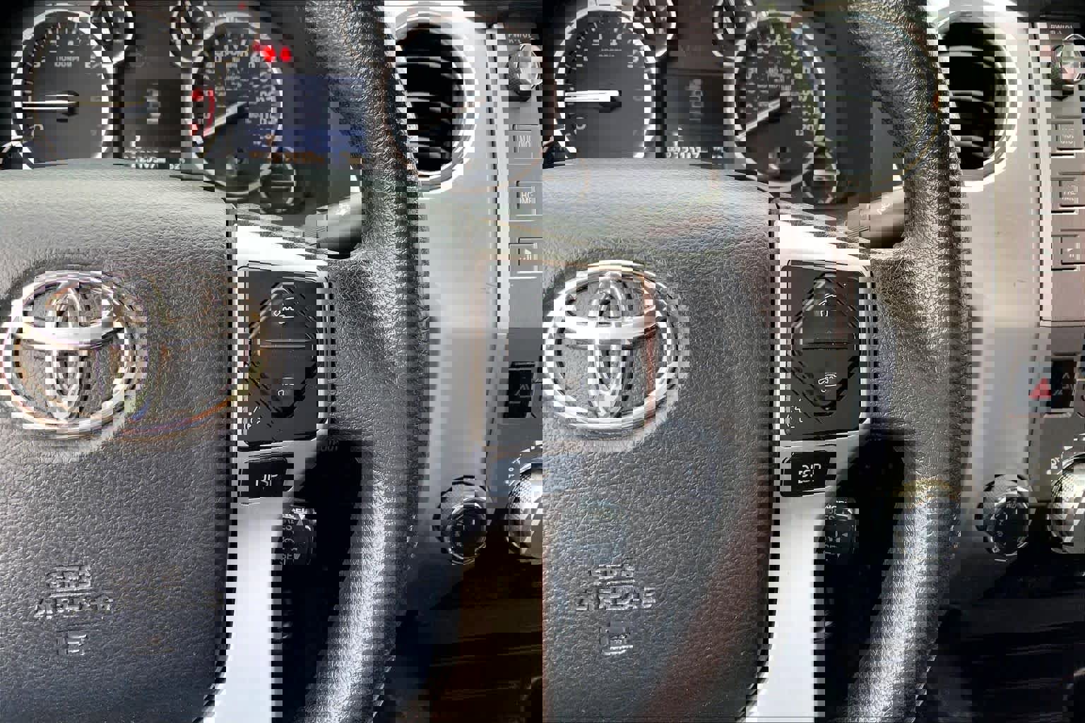 Used 2016 Toyota Tundra SR5 w/ TRD Off Road Package image 25