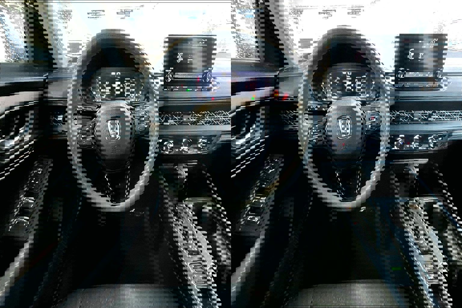 Certified 2023 Honda Accord EX image 5