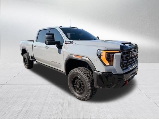 Used 2025 GMC Sierra 2500 AT4X AWD/4WD image 7