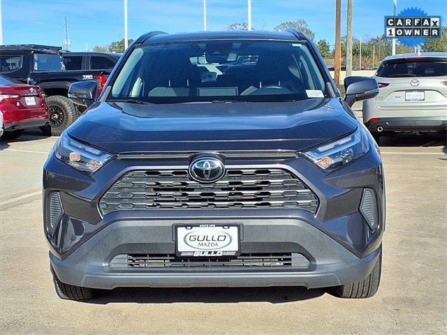 Used 2022 Toyota RAV4 XLE image 3