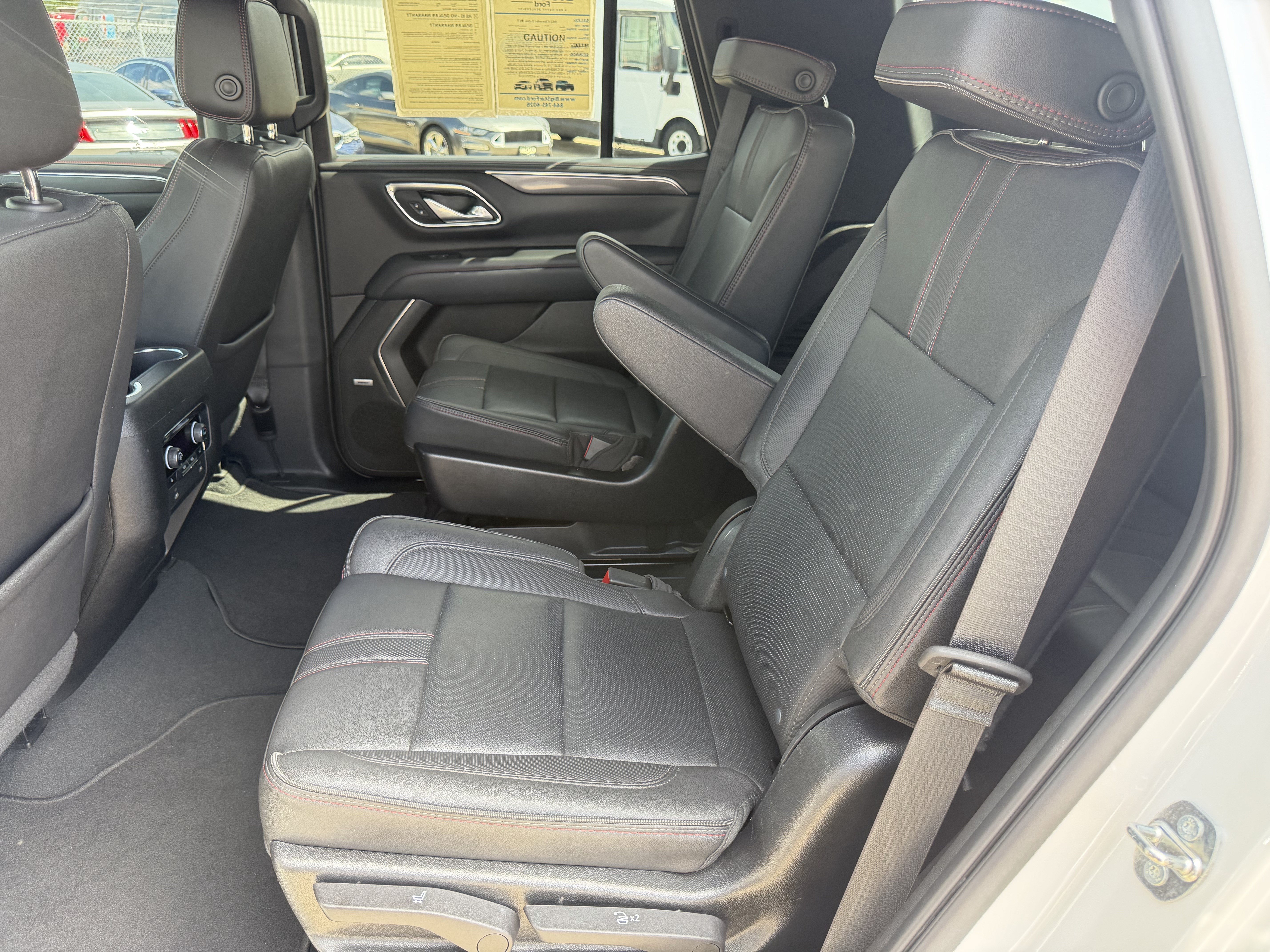 Used 2022 Chevrolet Tahoe RST w/ Luxury Package RWD image 31