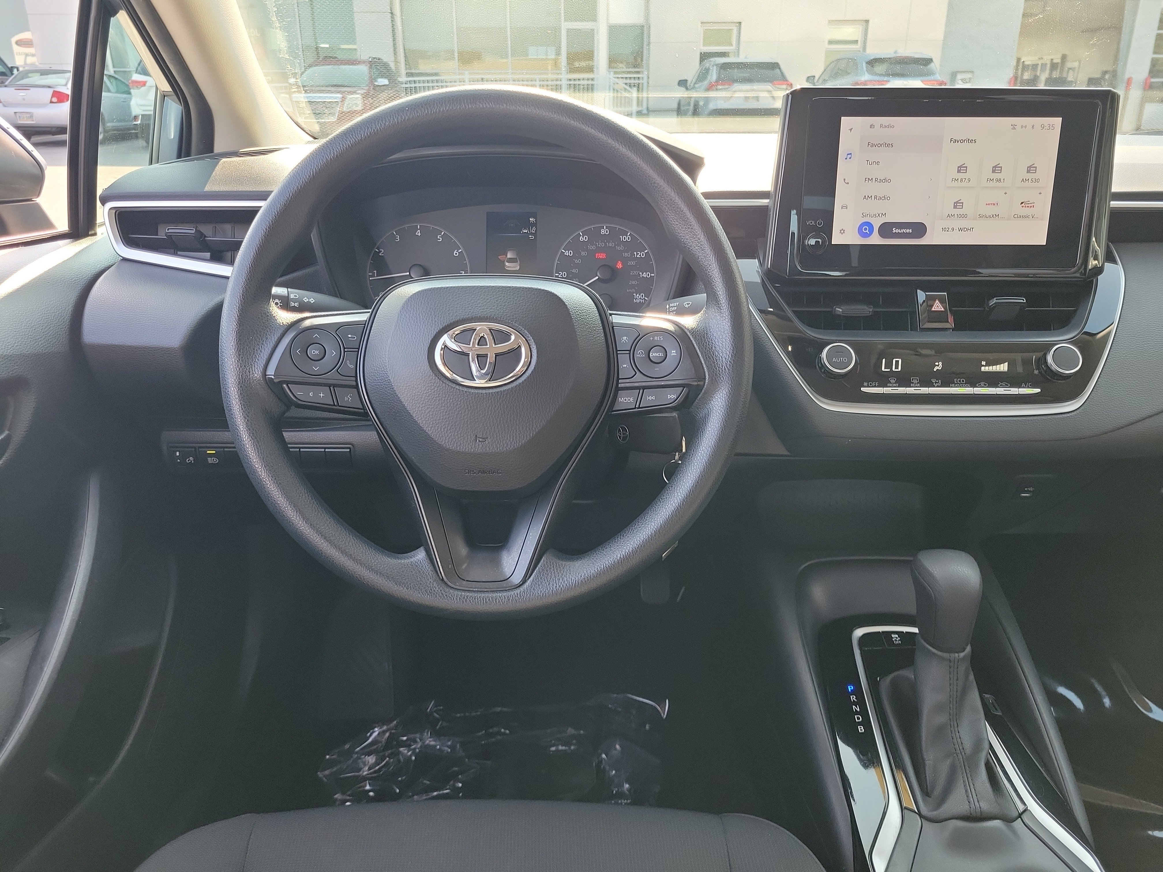 Used 2024 Toyota Corolla LE FWD image 10