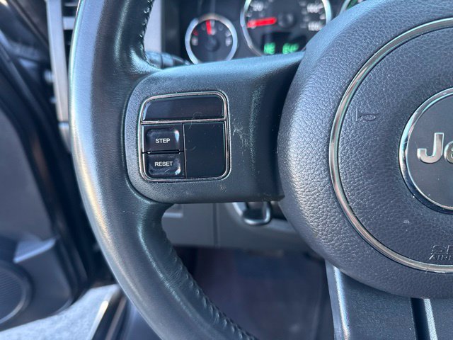 Used 2011 Jeep Liberty Sport AWD/4WD image 22