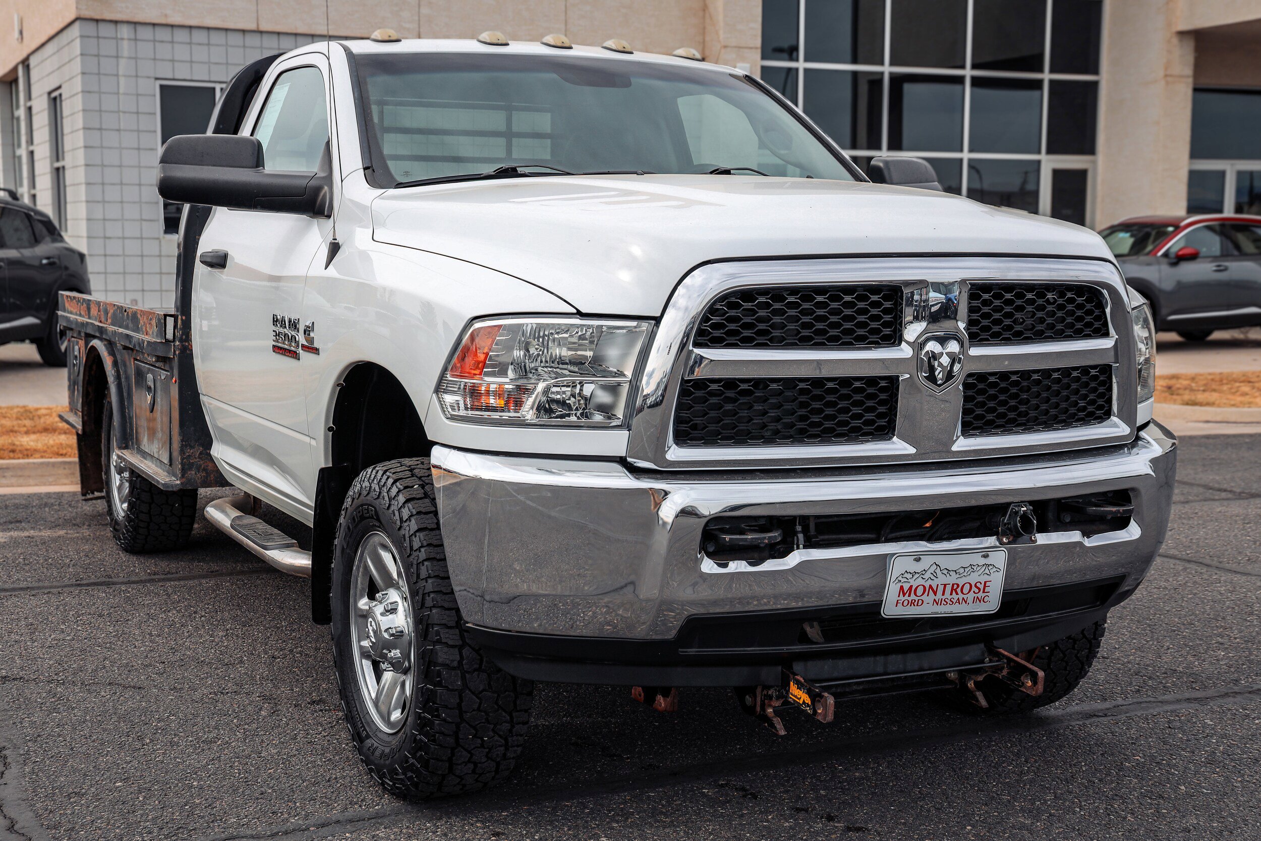 Used 2017 RAM 3500 Tradesman w/ Chrome Appearance Group AWD/4WD image 3