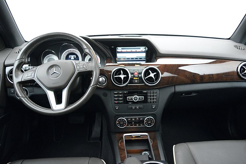 Used 2014 Mercedes-Benz GLK 250 BlueTEC 4MATIC image 17
