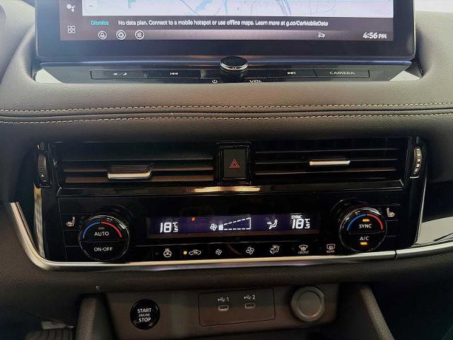Certified 2025 Nissan Rogue SL AWD/4WD image 14