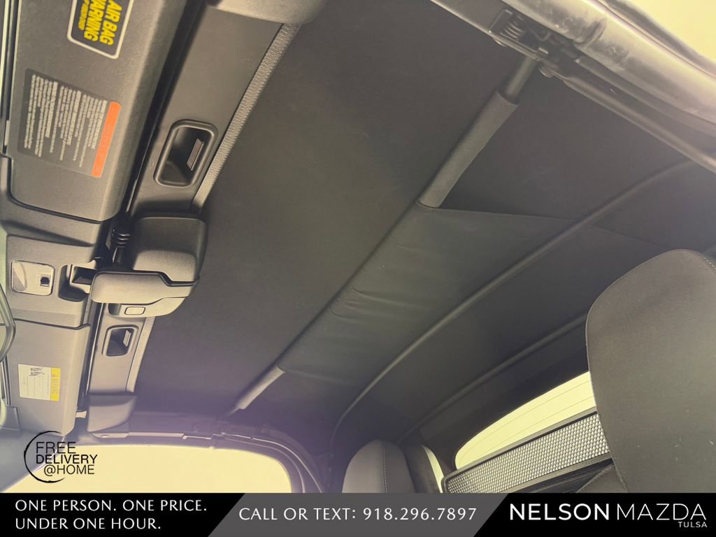 Used 2013 MAZDA MX-5 Miata Sport image 25