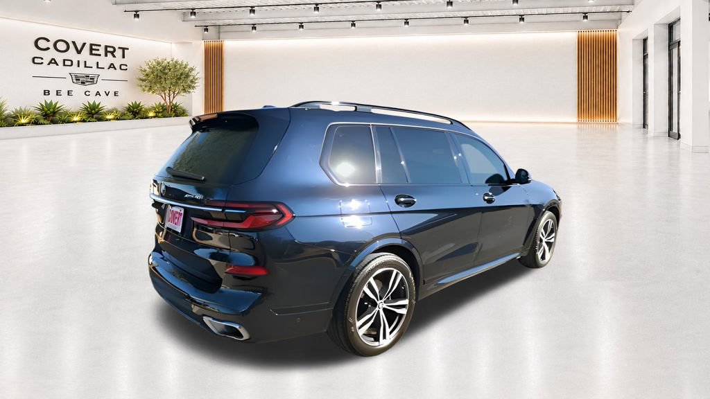 Used 2023 BMW X7 xDrive40i w/ M Sport Package AWD/4WD image 13