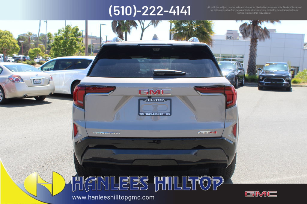 New 2026 GMC Terrain AT4 w/ Technology Package II AWD/4WD image 8