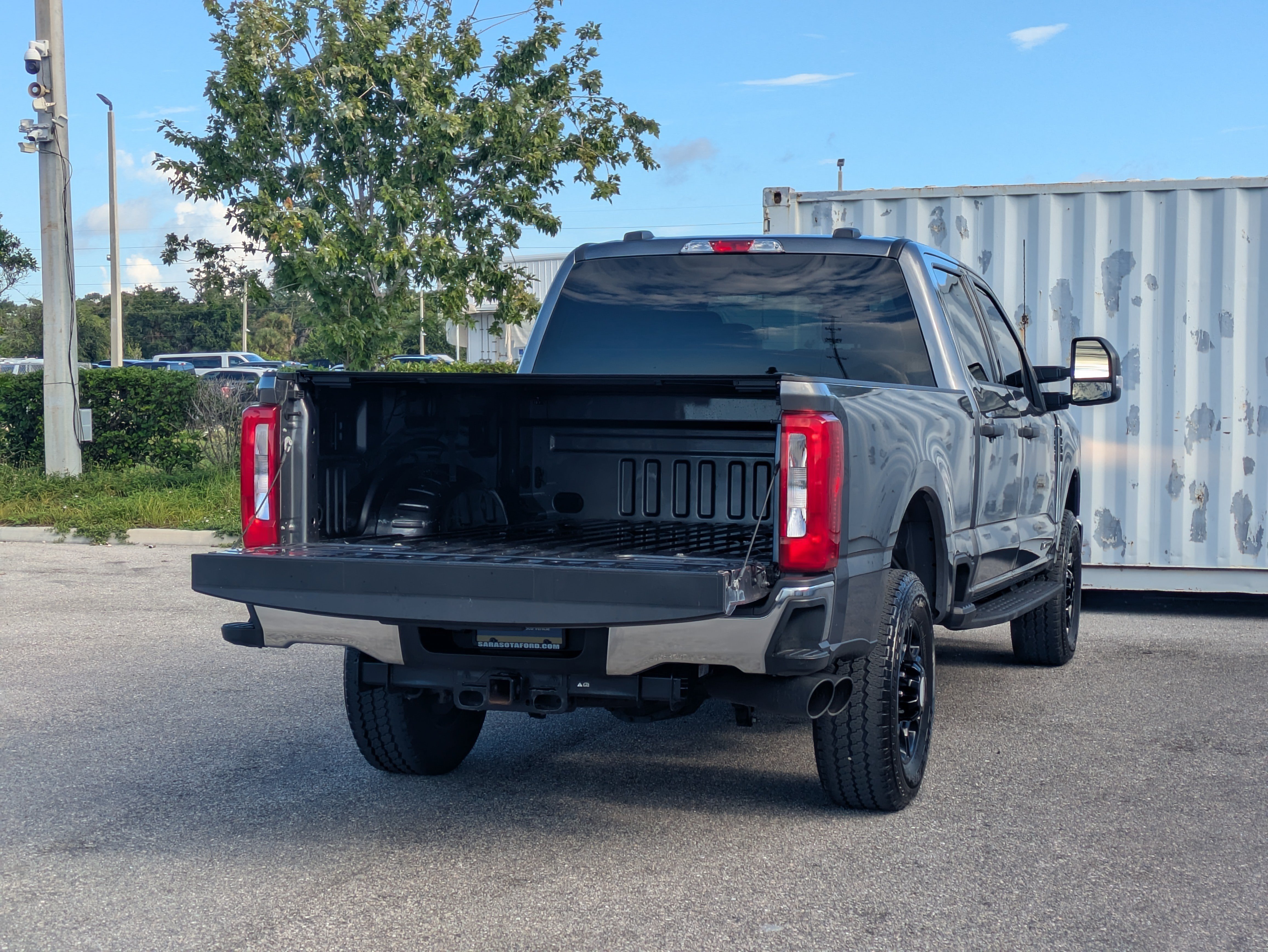 Used 2025 Ford F250 XLT w/ FX4 Off-Road Package AWD/4WD image 15