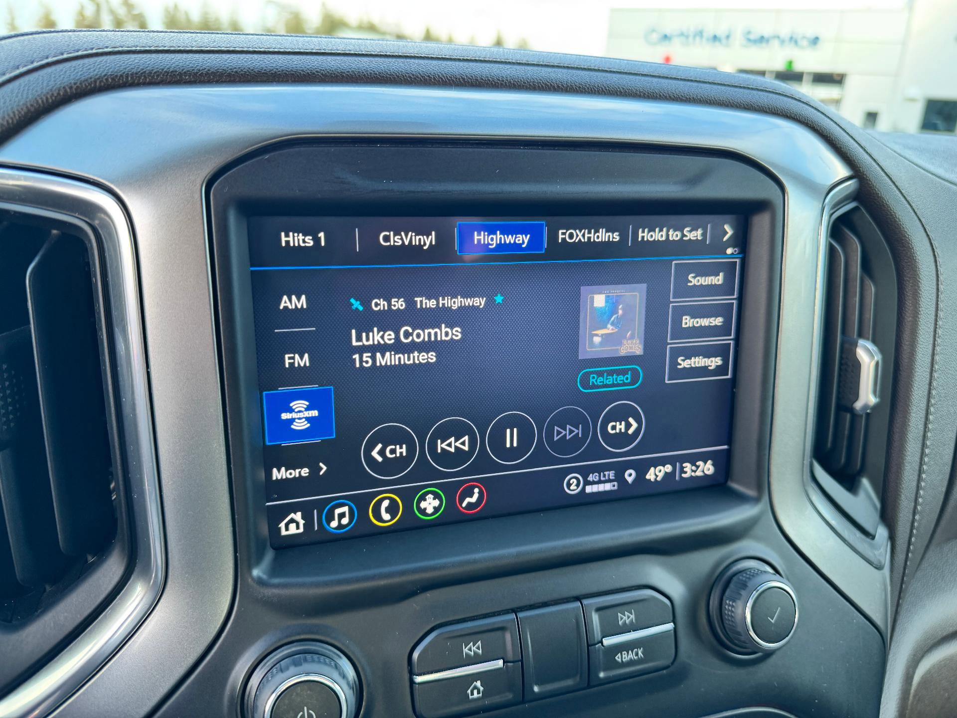 Used 2022 Chevrolet Silverado 1500 LT Trail Boss w/ Convenience Package II image 31