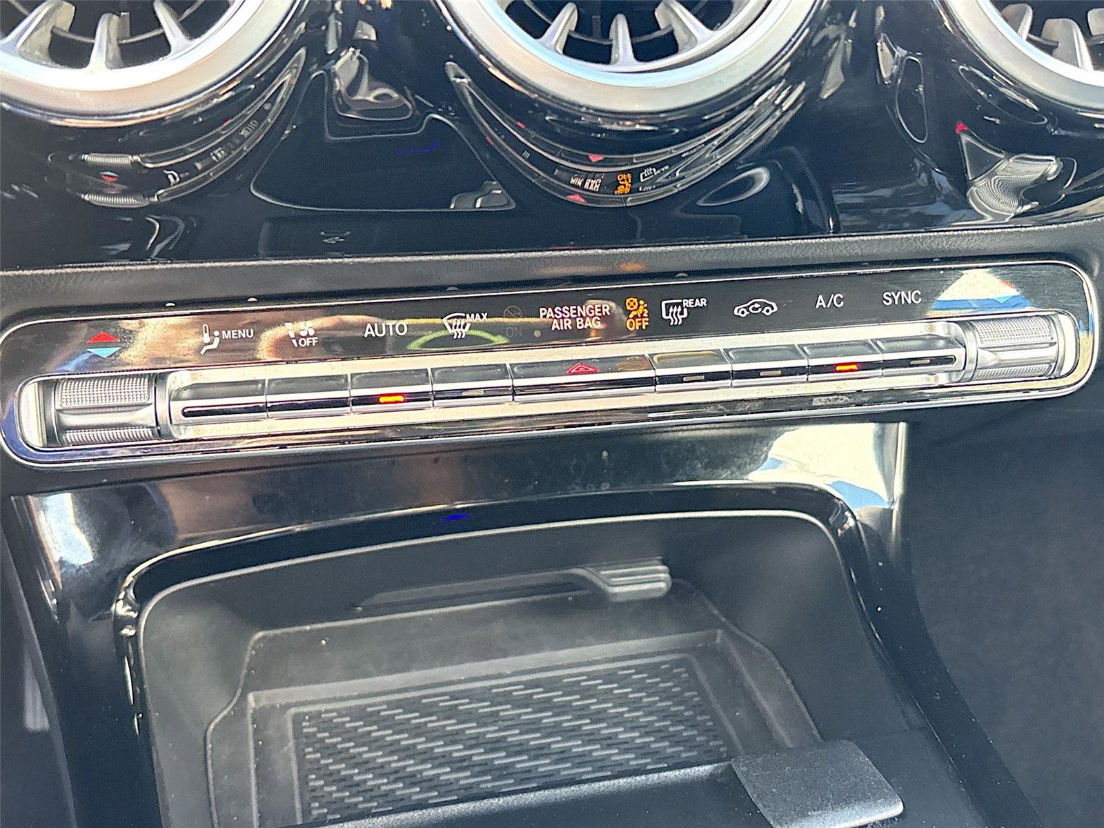 Used 2025 Mercedes-Benz CLA 250 image 16