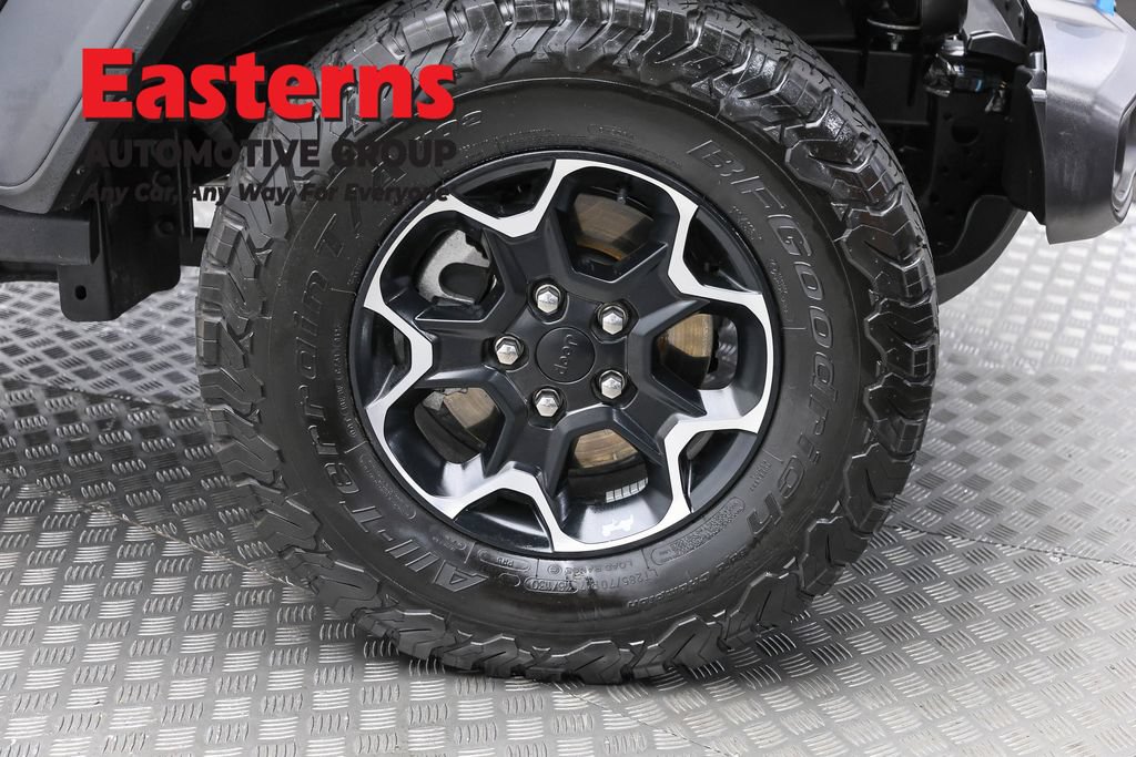 Used 2023 Jeep Wrangler Unlimited Rubicon 4xe w/ Cold Weather Group AWD/4WD image 33