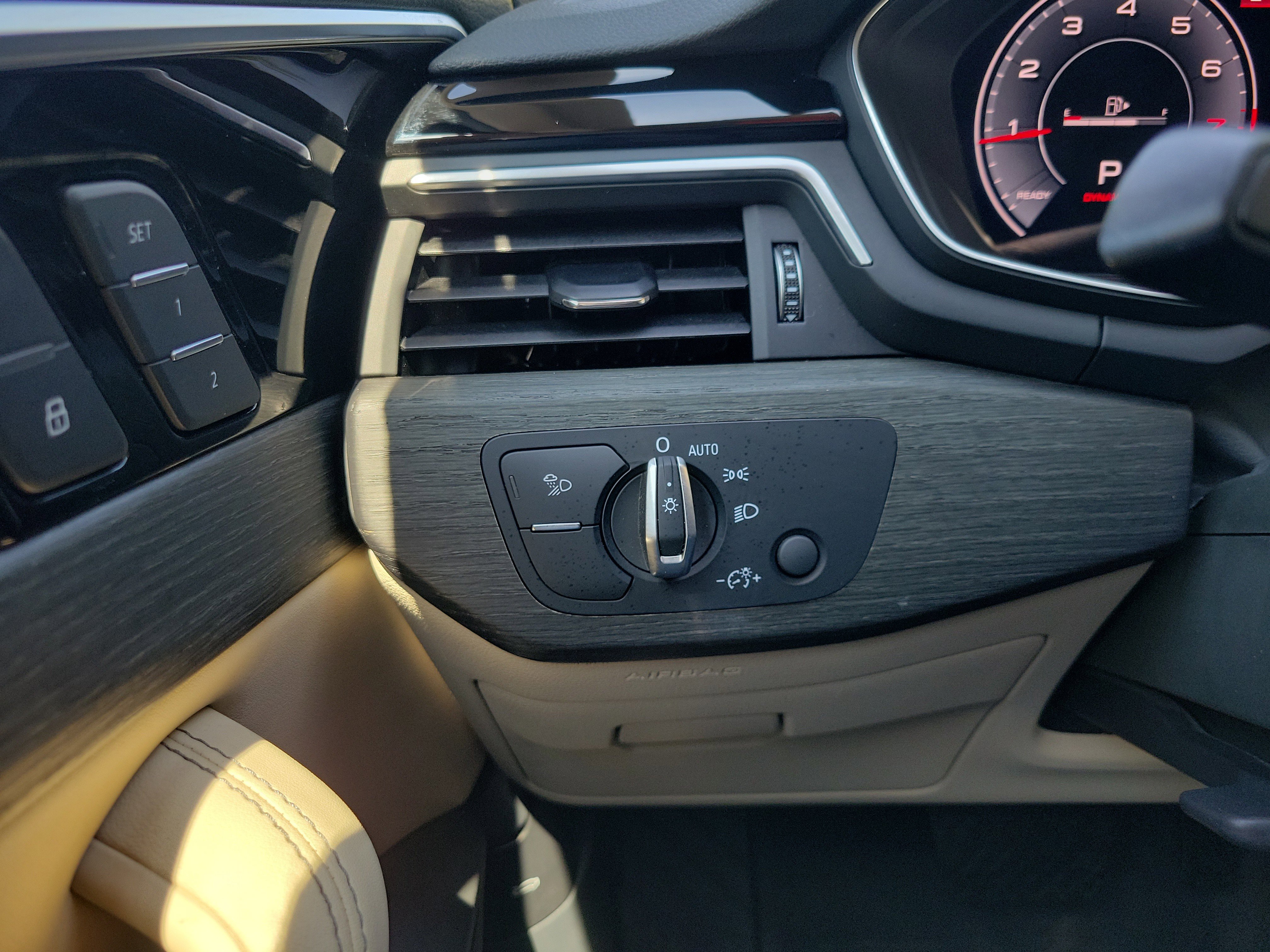 Used 2020 Audi A4 2.0T allroad Premium Plus w/ Premium Plus Package image 29