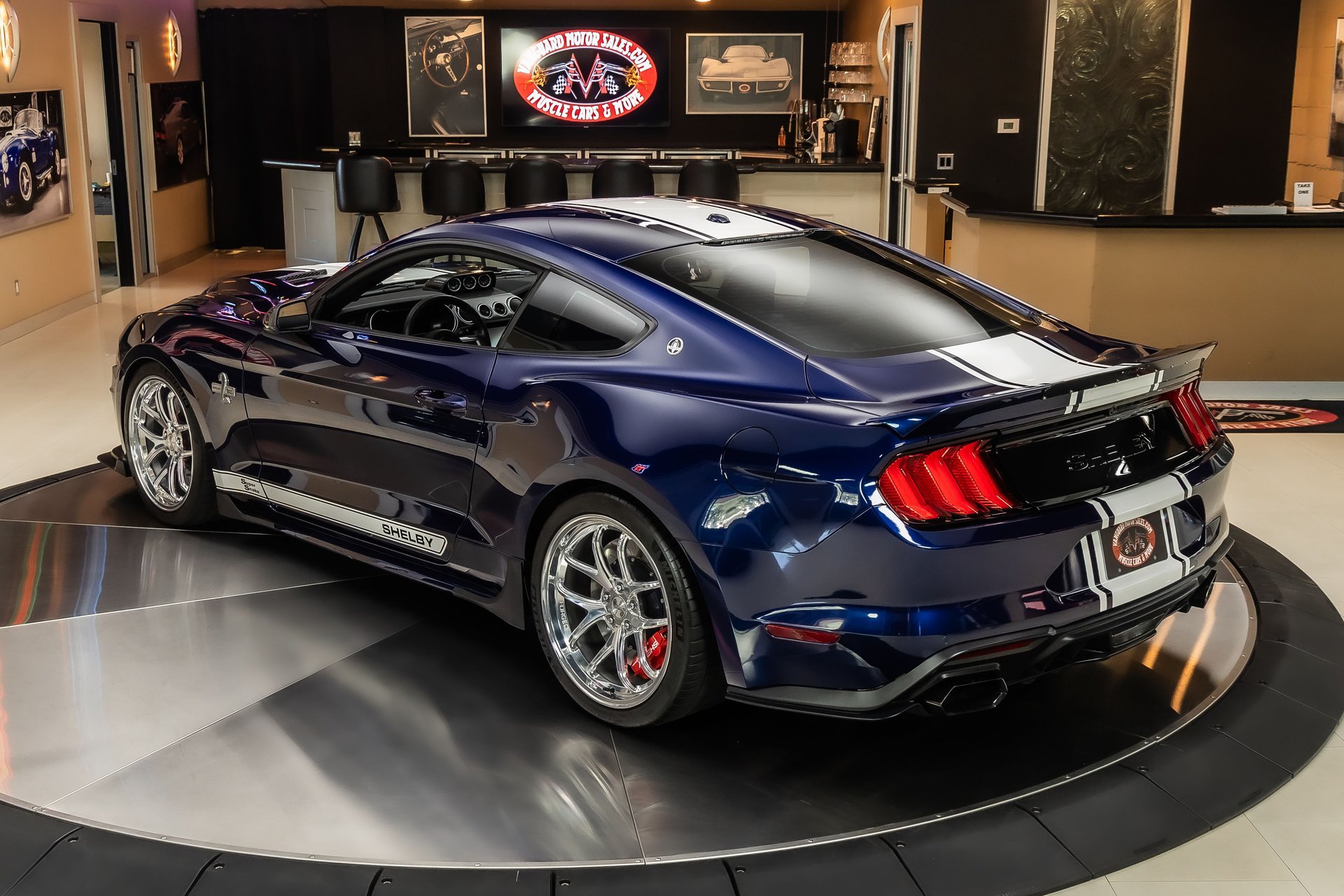 Used 2019 Ford Mustang GT Premium w/ GT Performance Package RWD image 16