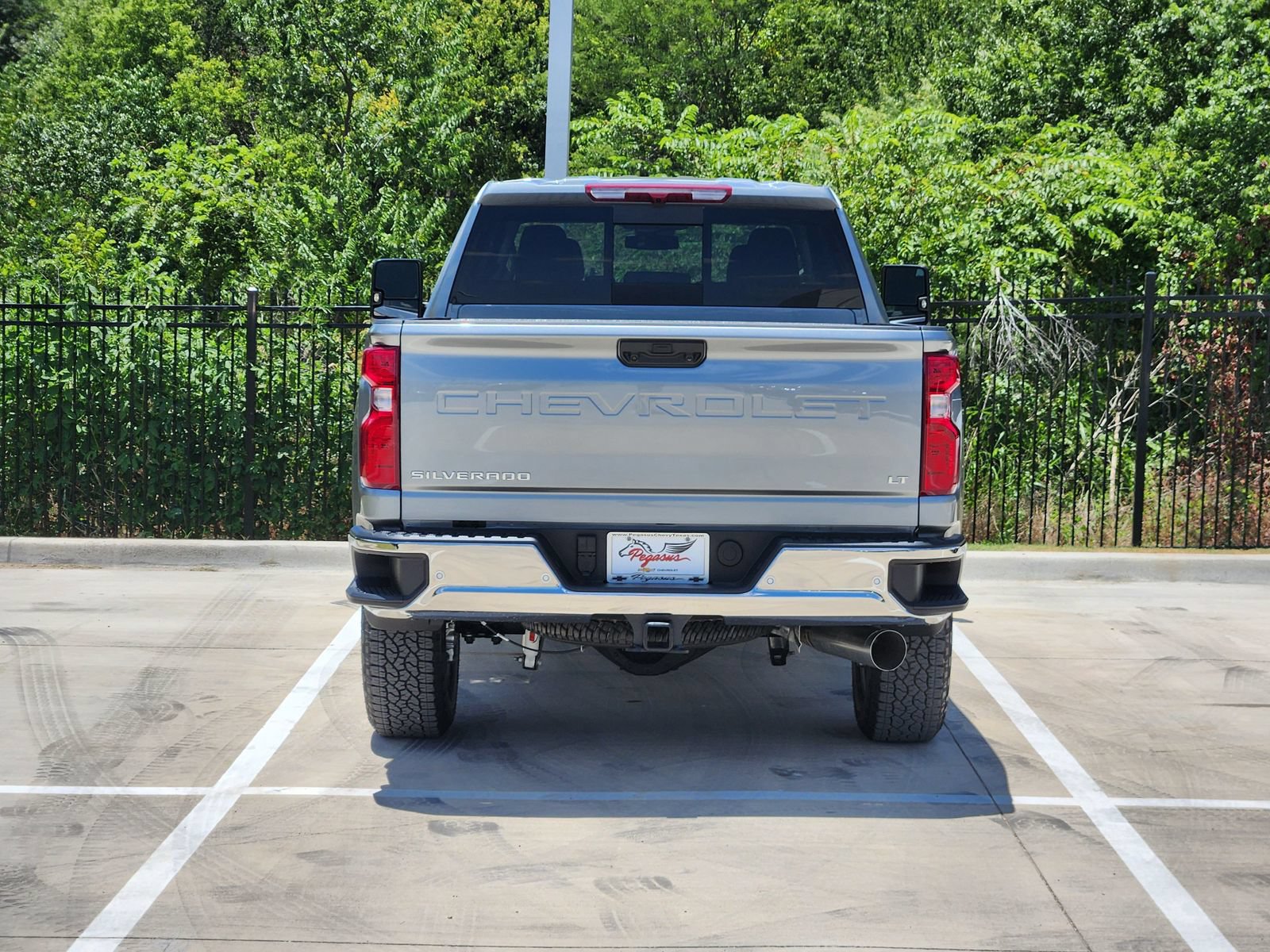 New 2026 Chevrolet Silverado 2500 LT w/ Texas Edition AWD/4WD image 8