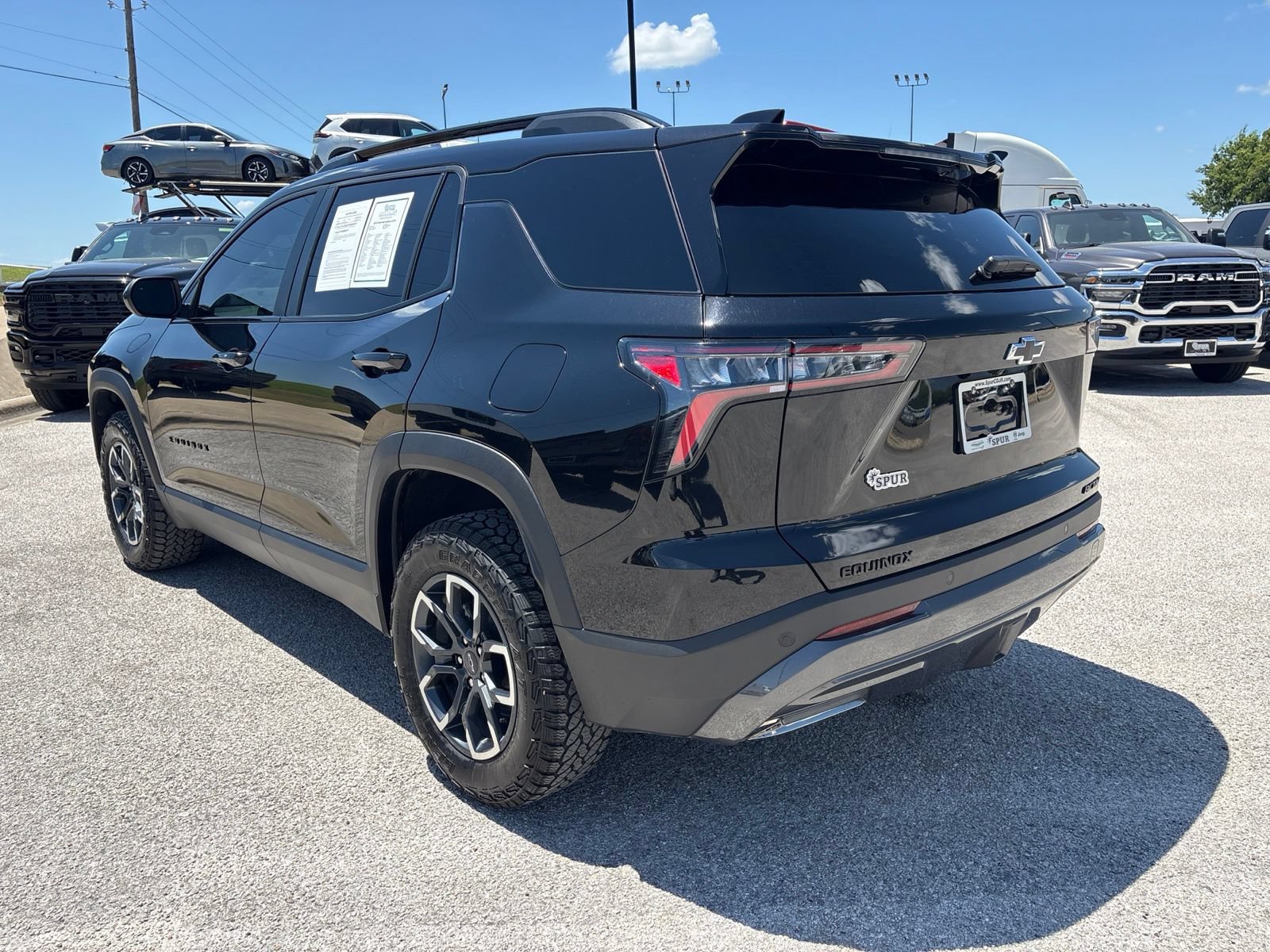 Used 2026 Chevrolet Equinox ACTIV FWD image 4