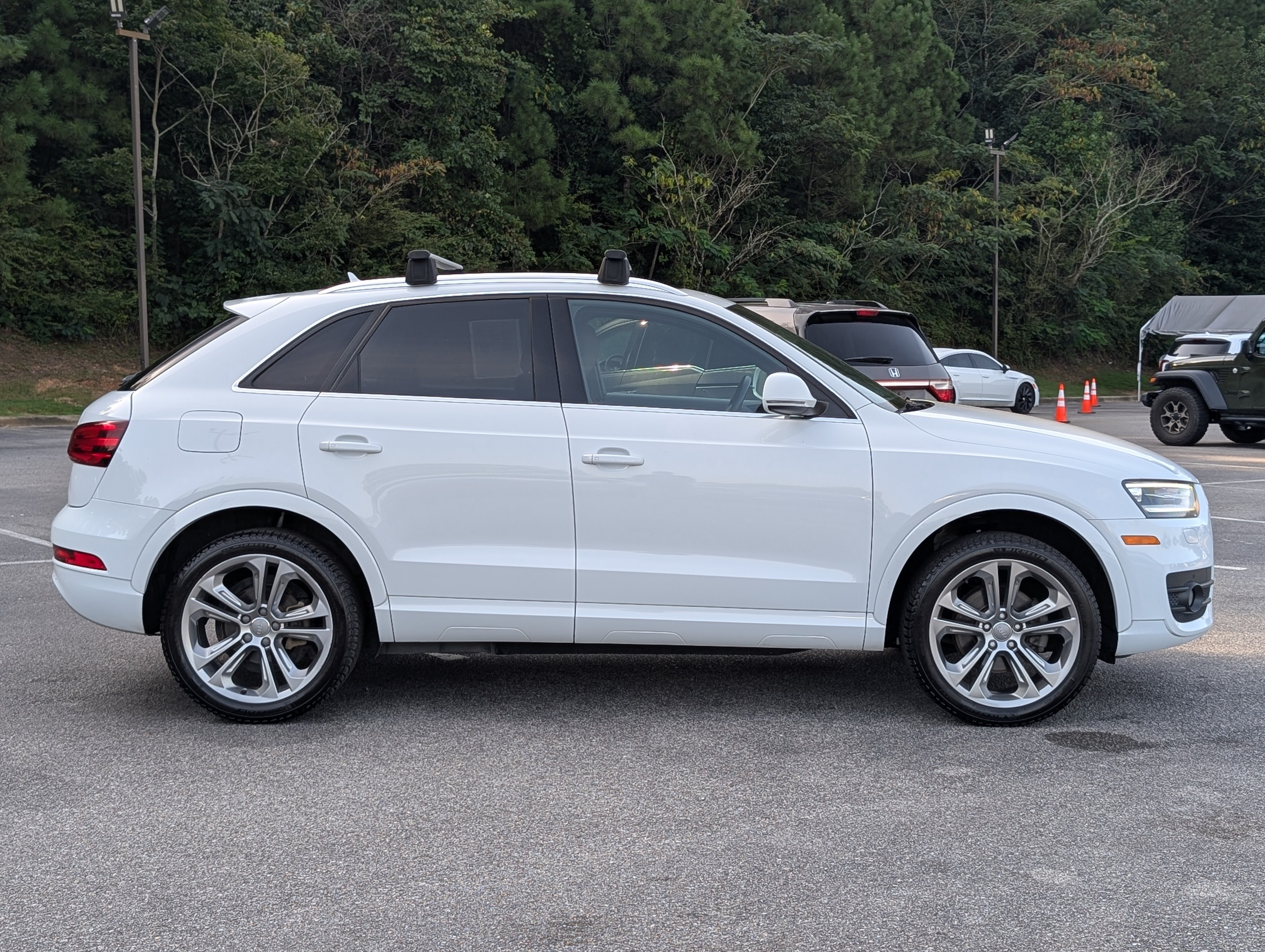 Used 2015 Audi Q3 2.0T Prestige AWD/4WD image 10