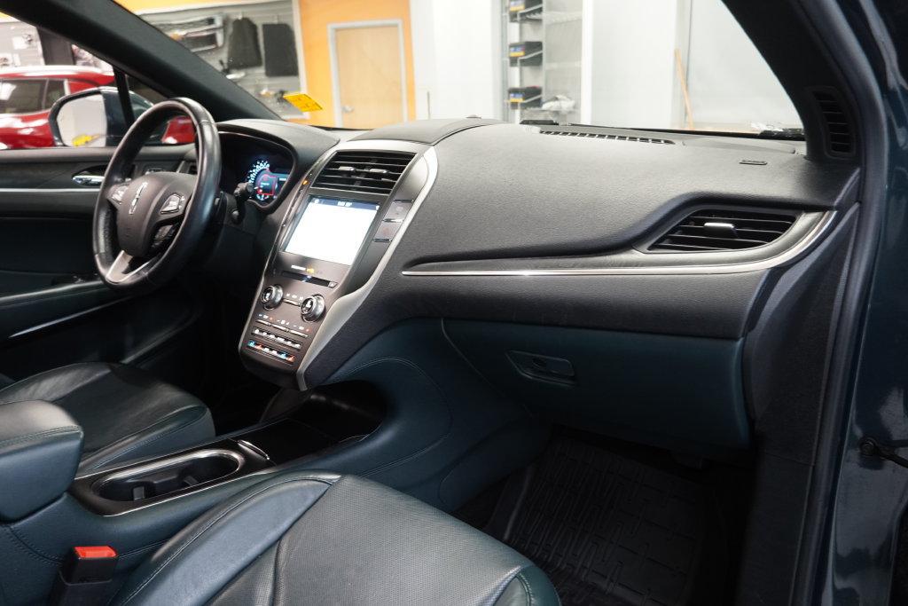 Used 2019 Lincoln MKC Reserve w/ MKC Climate Package AWD/4WD image 38