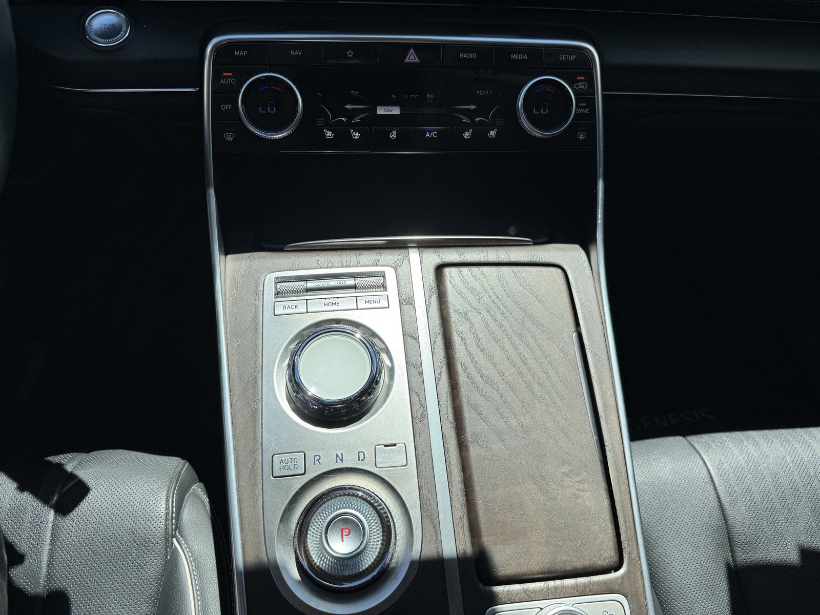 Used 2023 Genesis GV80 2.5T w/ Advanced Package image 19