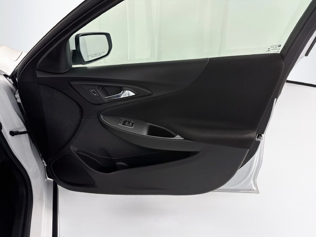 Used 2024 Chevrolet Malibu LT FWD image 25