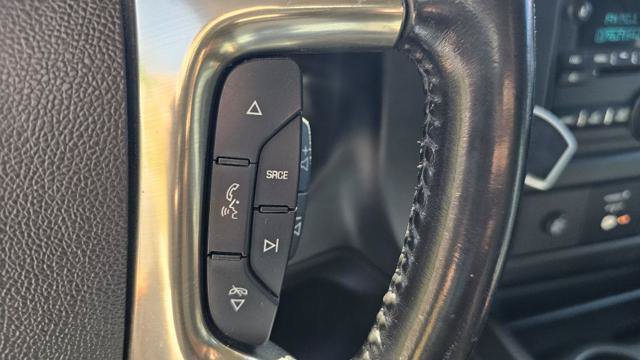 Used 2018 Chevrolet Express 2500 w/ Driver Convenience Package RWD image 18