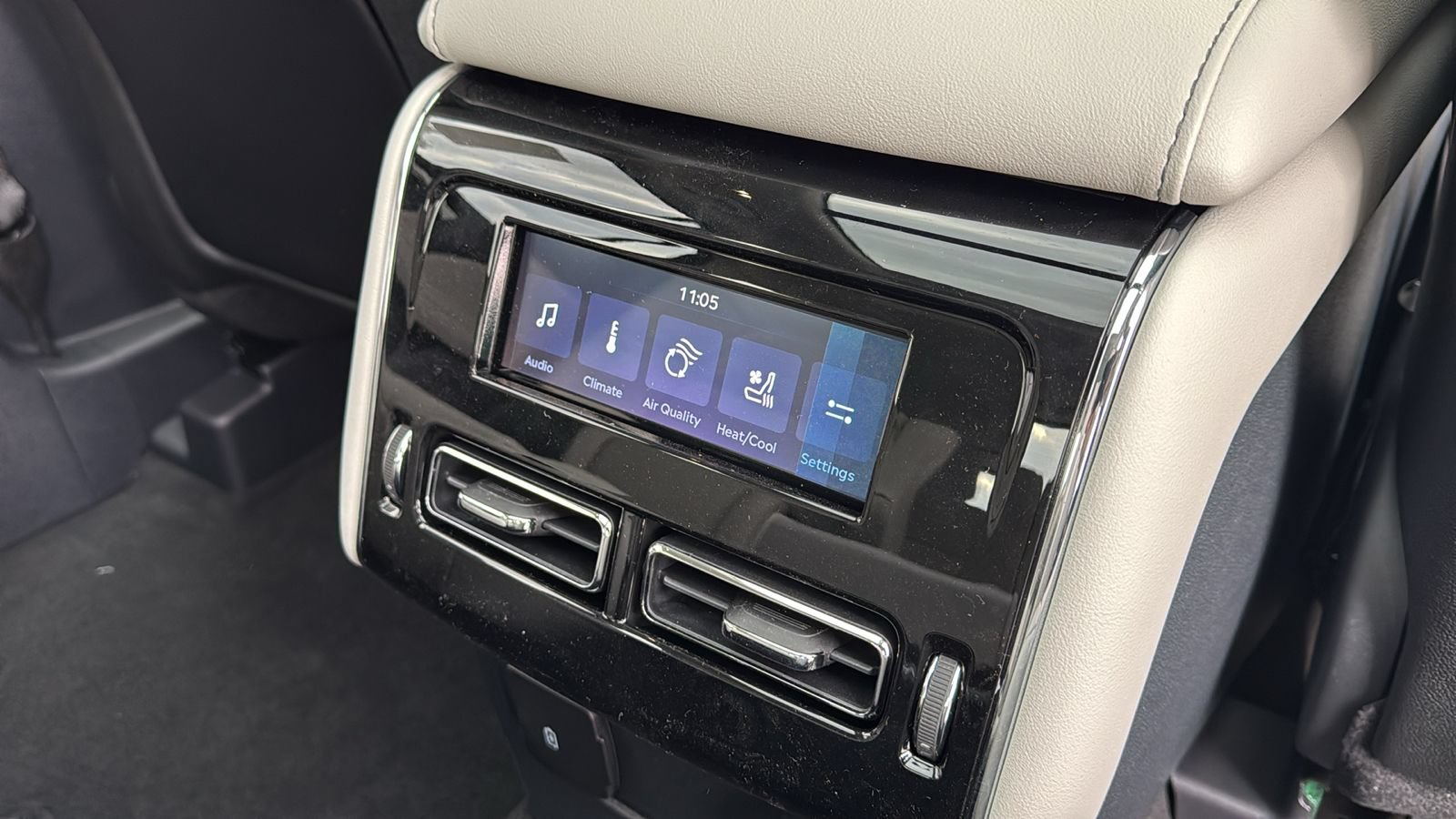 New 2025 Lincoln Aviator Reserve w/ Equipment Group 201A AWD/4WD image 12