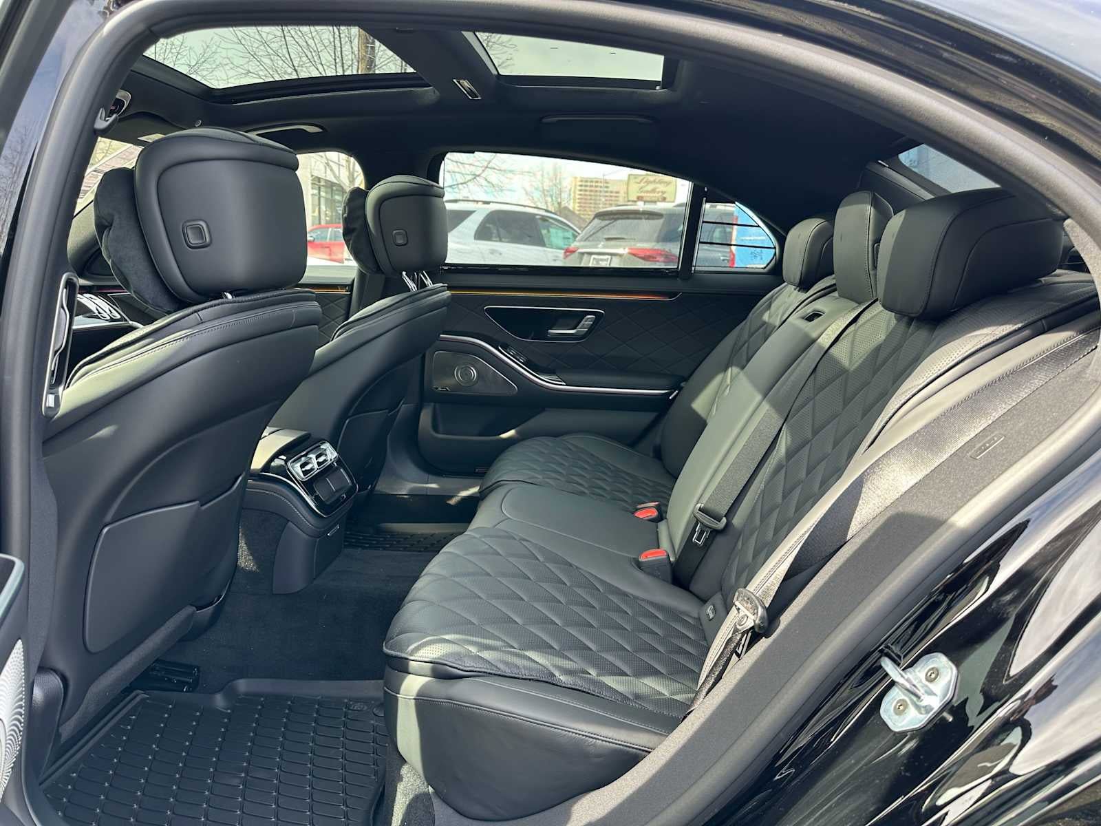 Used 2026 Mercedes-Benz S 580 4MATIC Sedan image 16