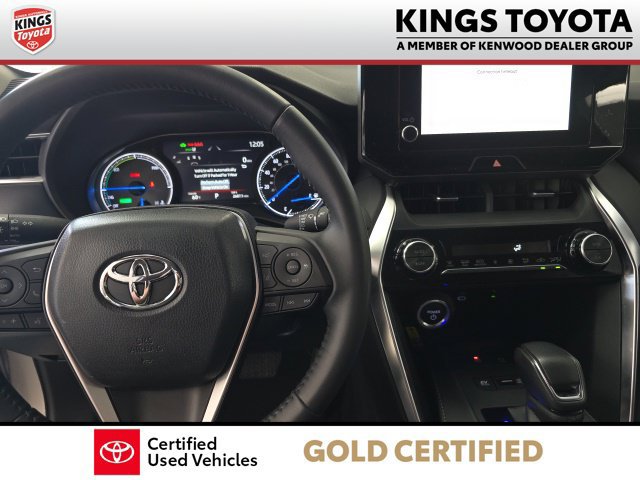 Certified 2024 Toyota Venza LE AWD/4WD image 16