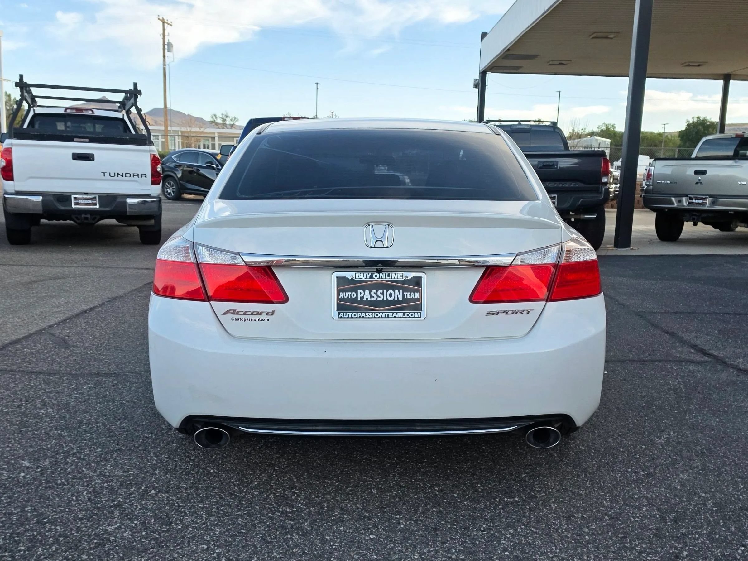 Used 2015 Honda Accord Sport image 4