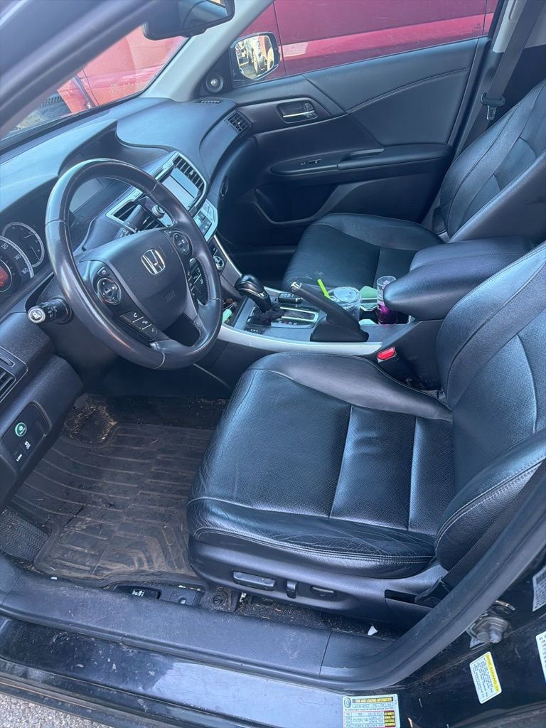 Used 2014 Honda Accord Touring image 8