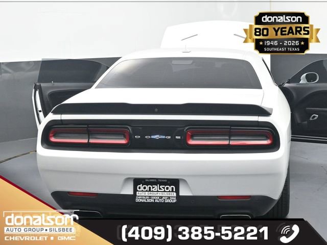 Used 2018 Dodge Challenger R/T Scat Pack w/ Leather Interior Group RWD image 23