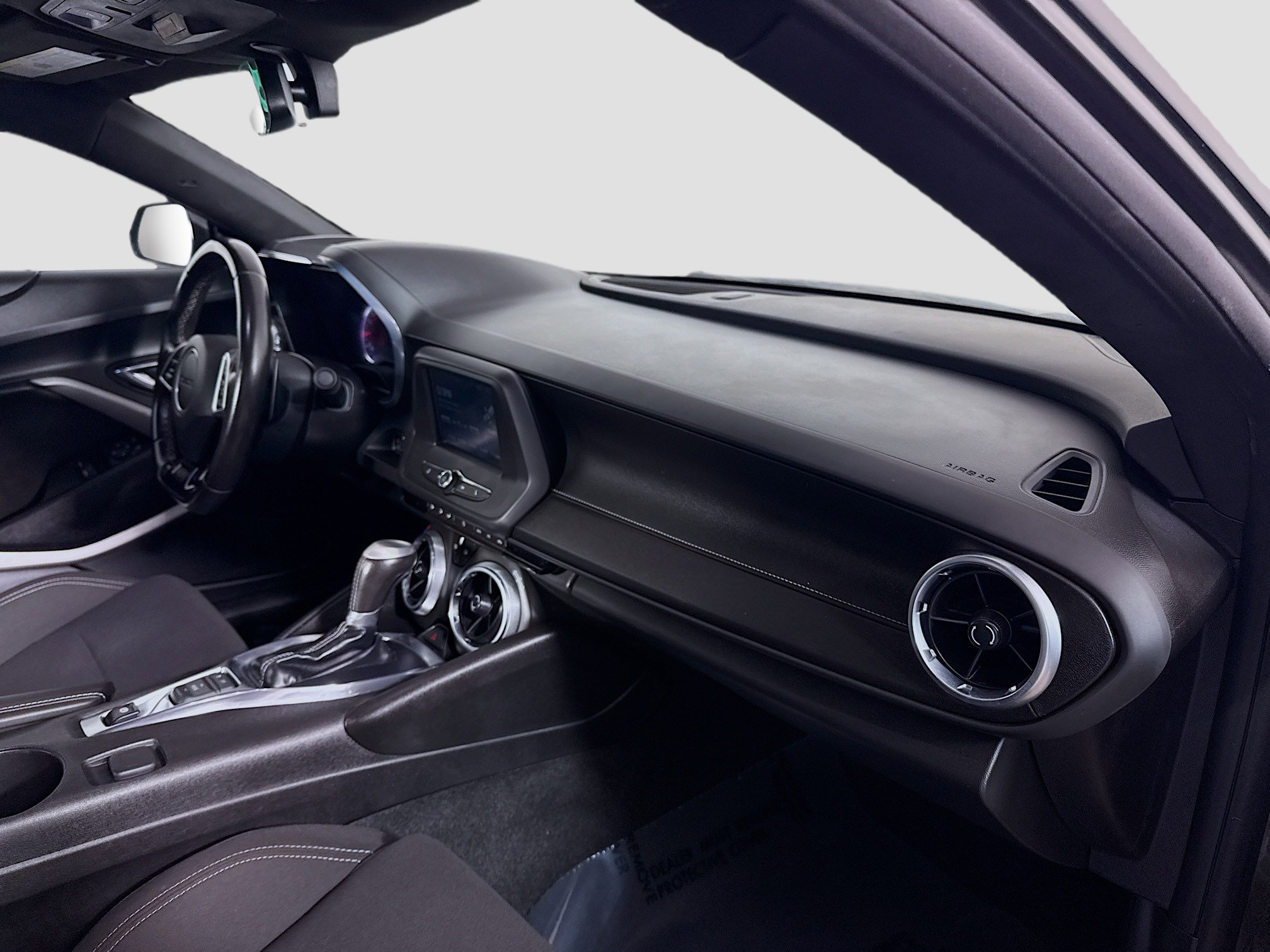 Used 2017 Chevrolet Camaro LT image 28