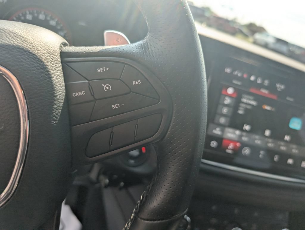 Used 2024 Dodge Durango R/T w/ Tow 'N Go Package AWD/4WD image 18