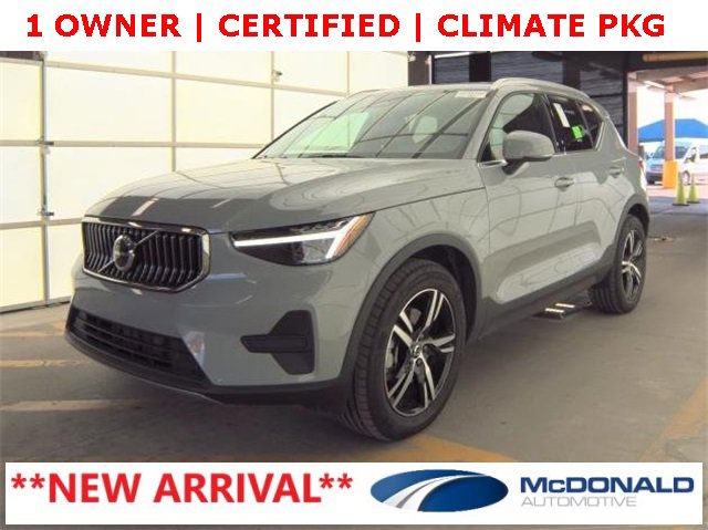 Certified 2025 Volvo XC40 B5 Core