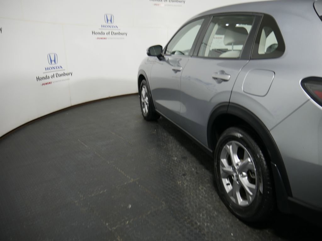 Certified 2023 Honda HR-V LX image 12