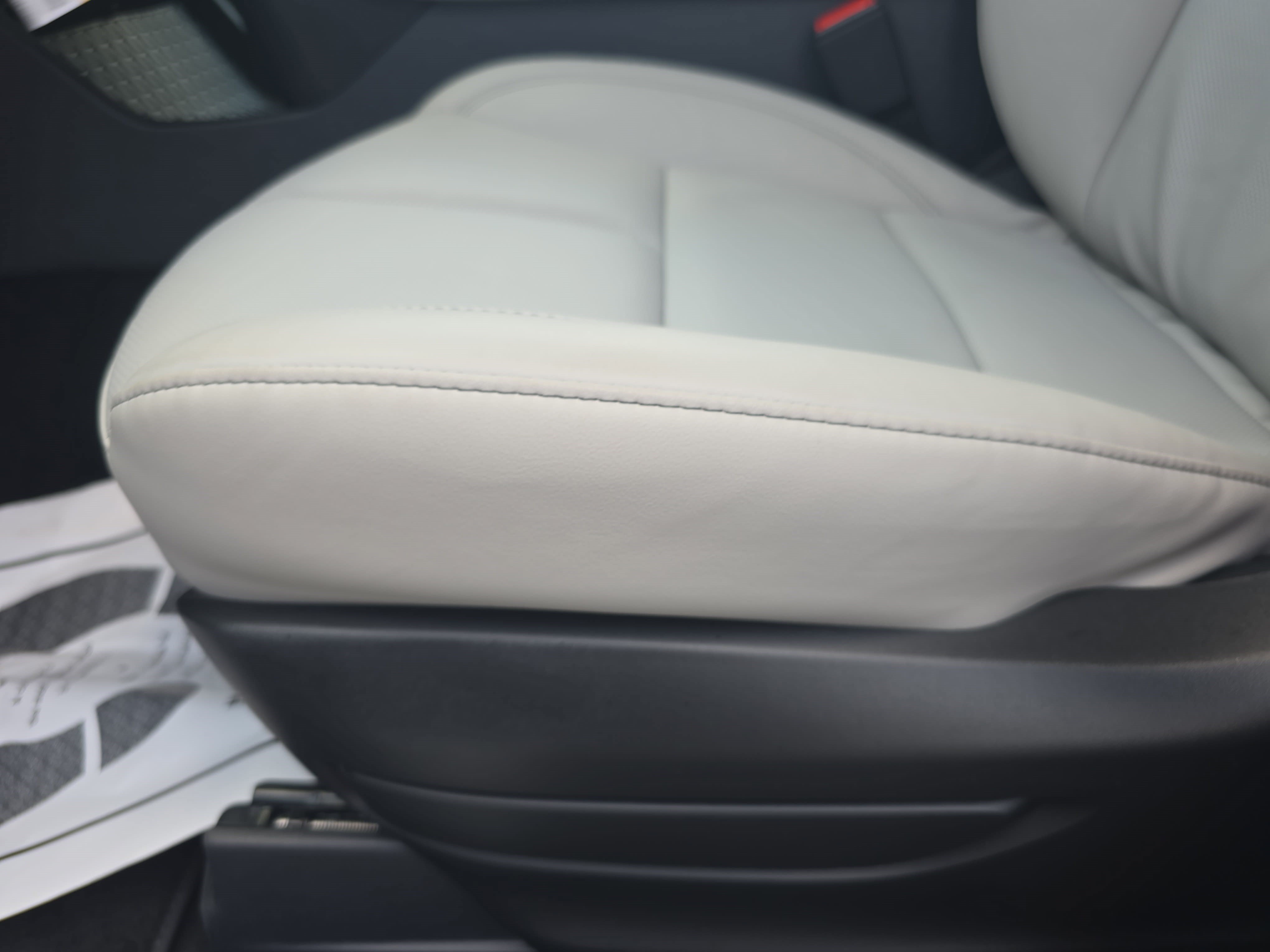 New 2026 Lincoln Aviator AWD image 28