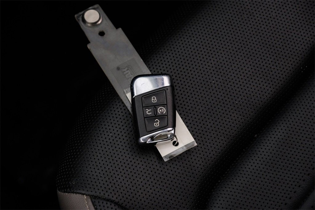 Used 2021 Volkswagen Atlas SEL Premium image 65