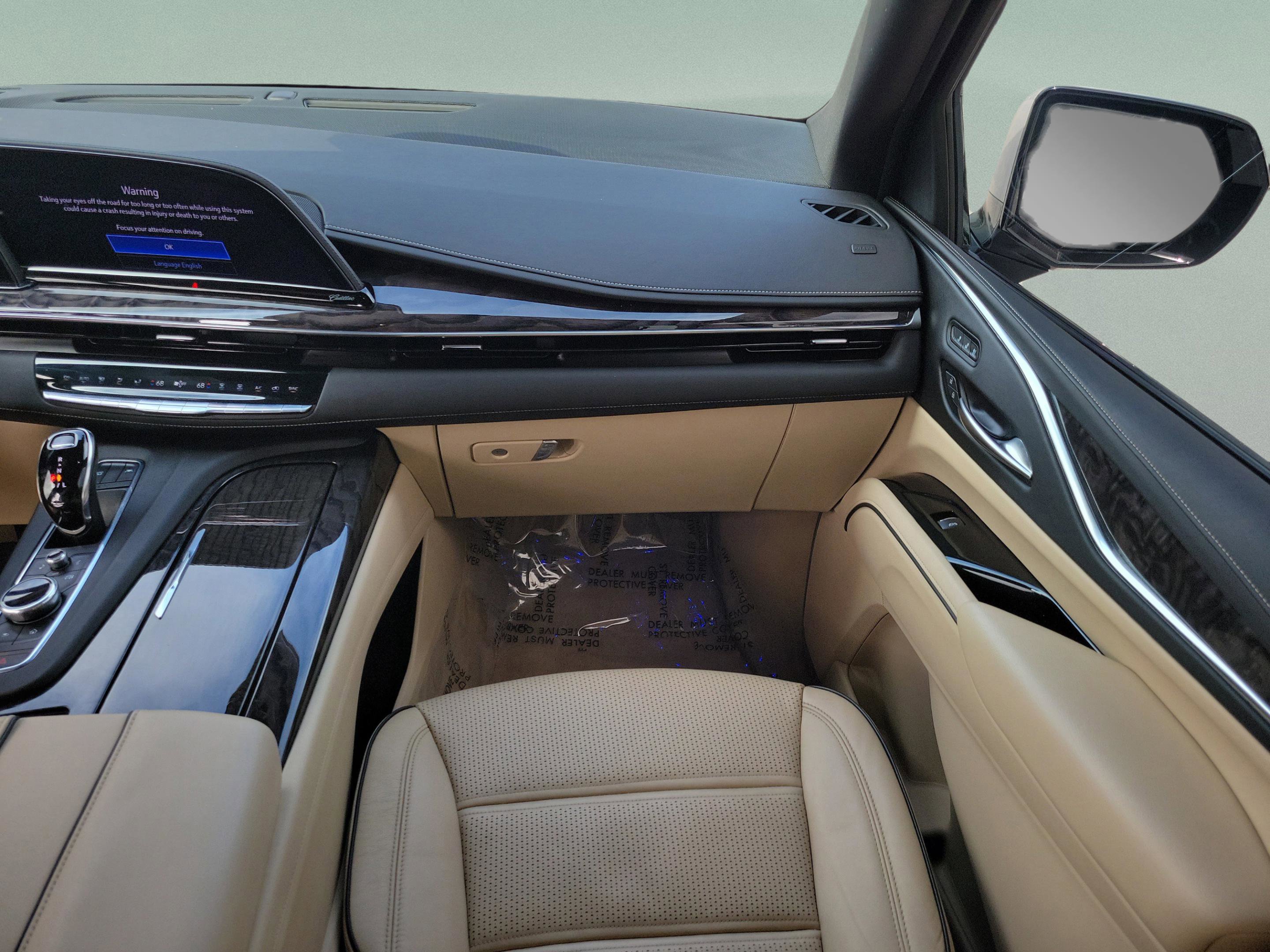 Used 2022 Cadillac Escalade Premium Luxury image 21