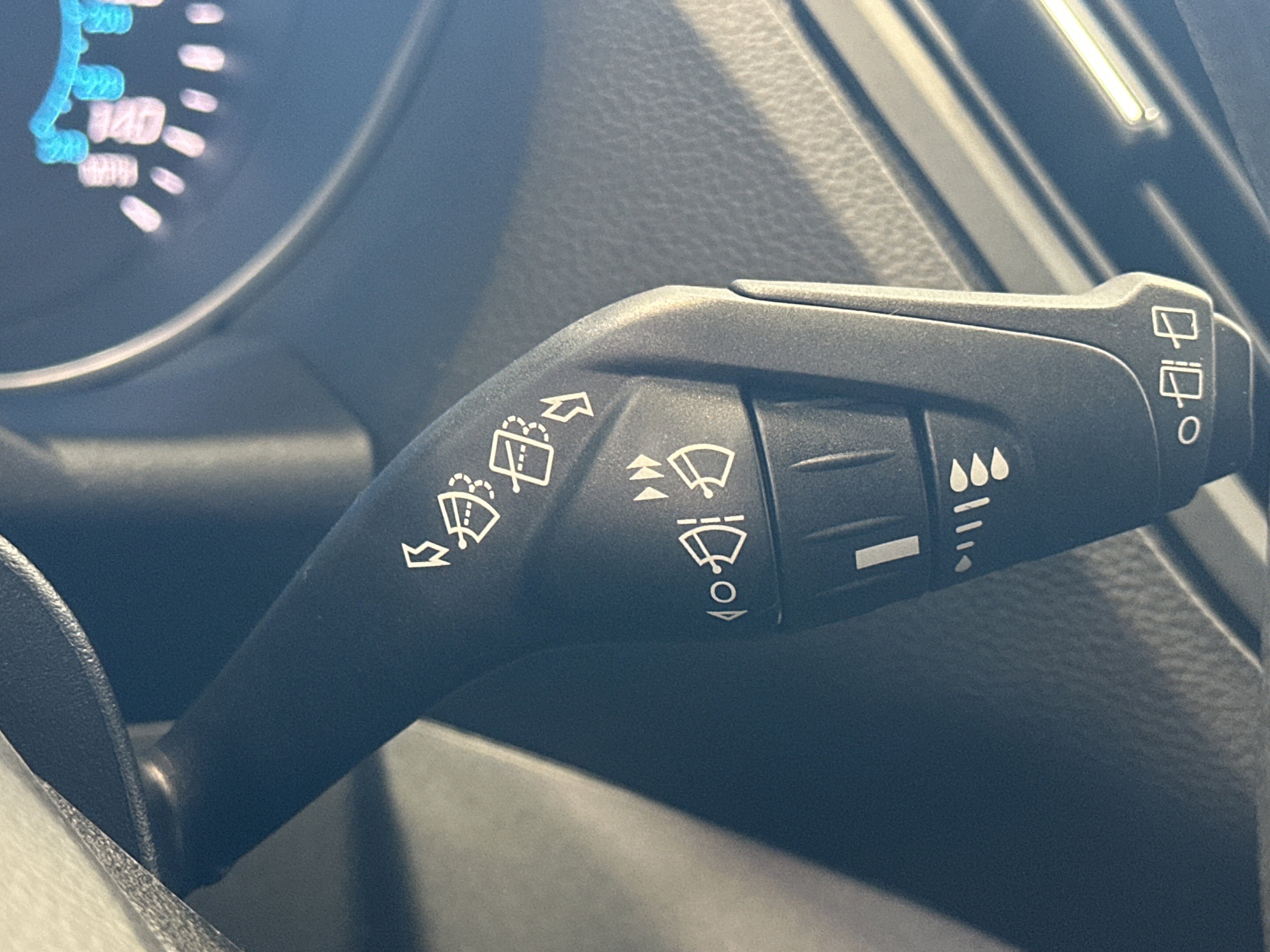 Used 2016 Ford Escape S image 31