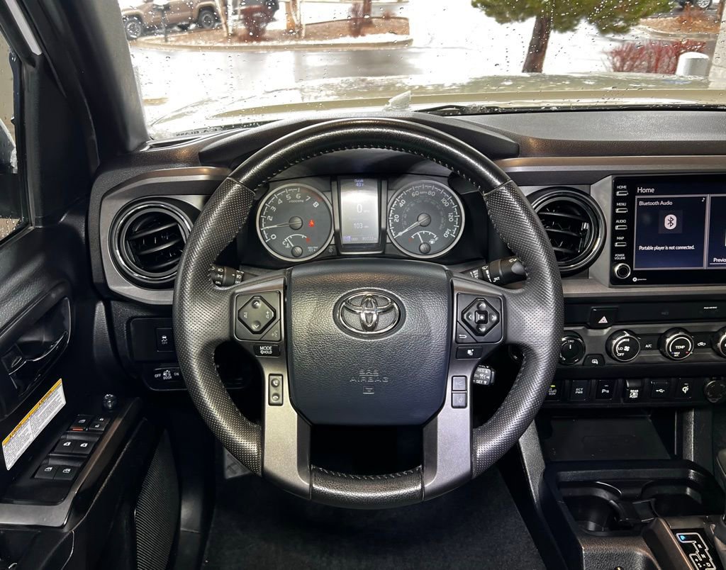 Used 2020 Toyota Tacoma TRD Off-Road w/ Technology Package image 17