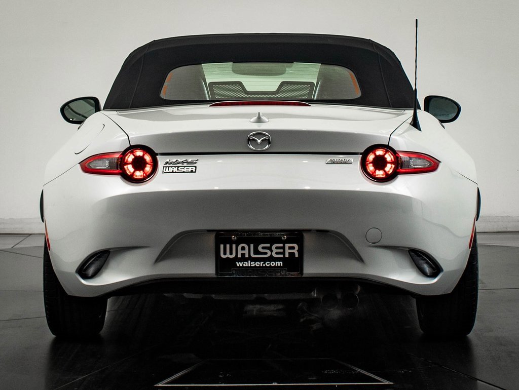 Used 2017 MAZDA MX-5 Miata Grand Touring image 8